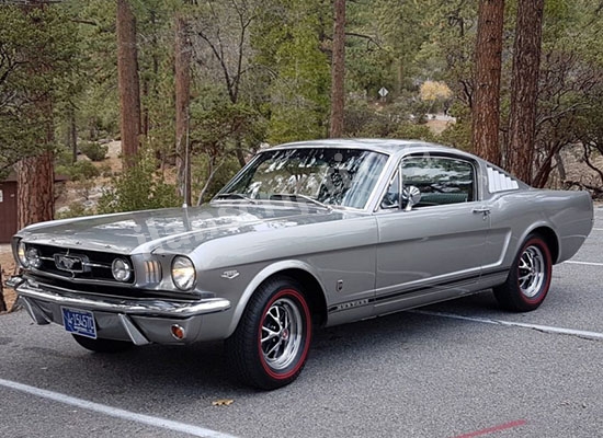 1965 mustang ihtiyaçtan